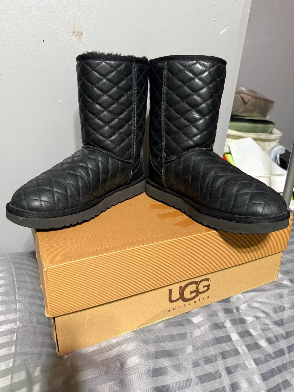 UGG Quilted Short Shearling-Lined Boots - Black
